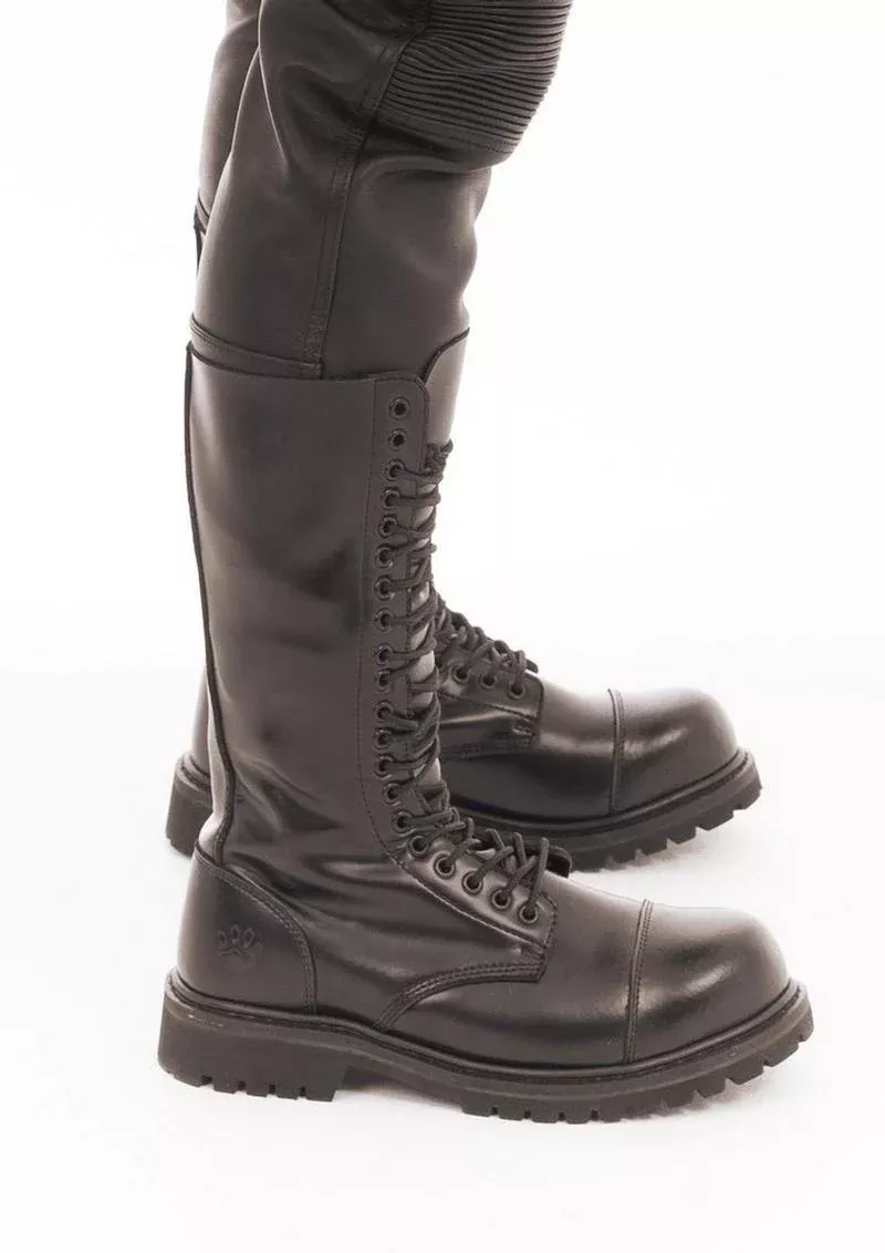 Prowler Red 20 Hole Boot - Uk 11.5